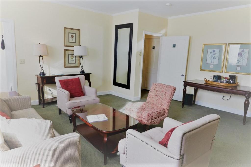 The Inn At Longshore Westport Exteriér fotografie